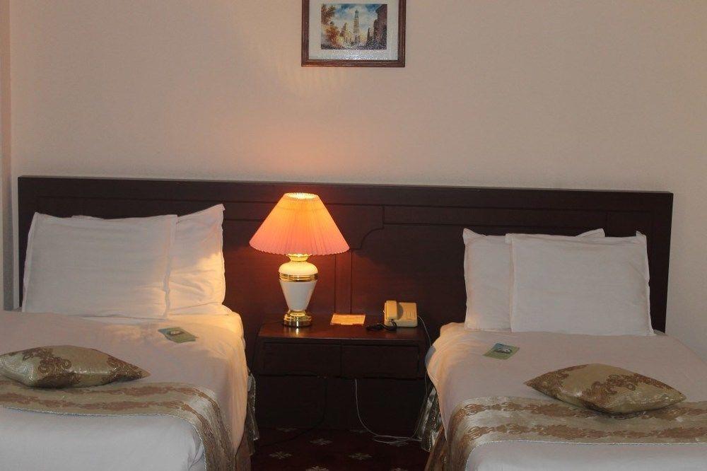 Hotel Uzbekistan Taszkent Zewnętrze zdjęcie